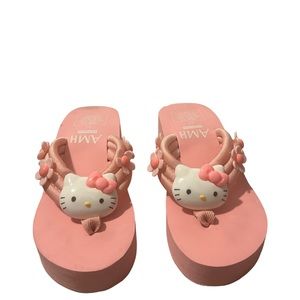 CUTE HELLO KITTY WEDGE HEEL SANDALS